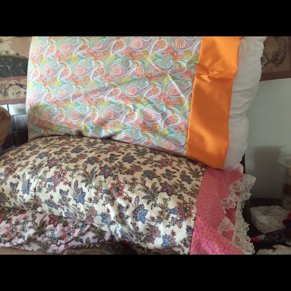 Print & silk pillow cases